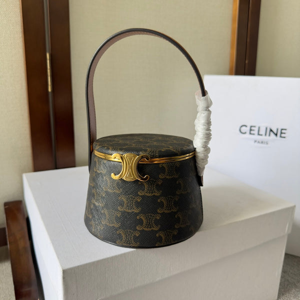 NINA MINAUDIERE 13 IN BLACK TRIOMPHE CANVAS GOLD HARDWARE