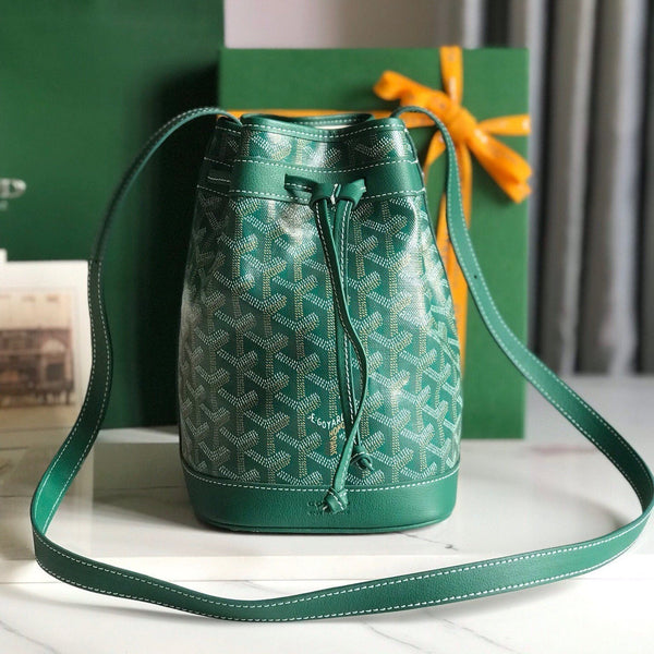 PETIT FLOT BUCKET BAG 22 IN GREEN GOYARDINE CANVAS AND LAMBSKIN TRIM