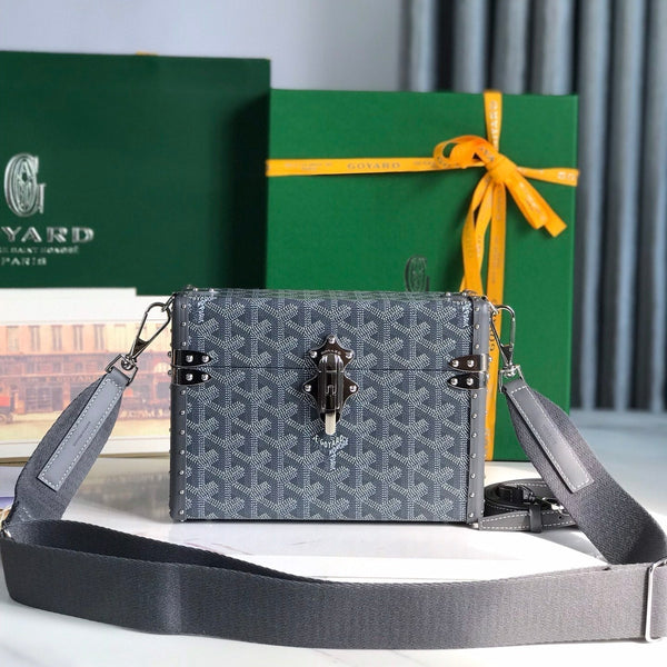 CASSETTE TRUNK BAG 21 IN GREY GOYARDINE CANVAS & CLAMECY COWHIDE